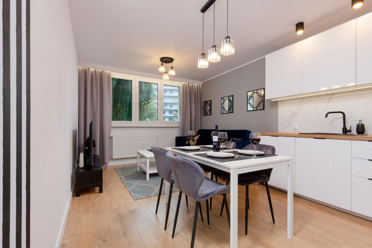 Beautiful Two-Bedroom Apartment Warsaw Bielany By Noclegi Renters Экстерьер фото